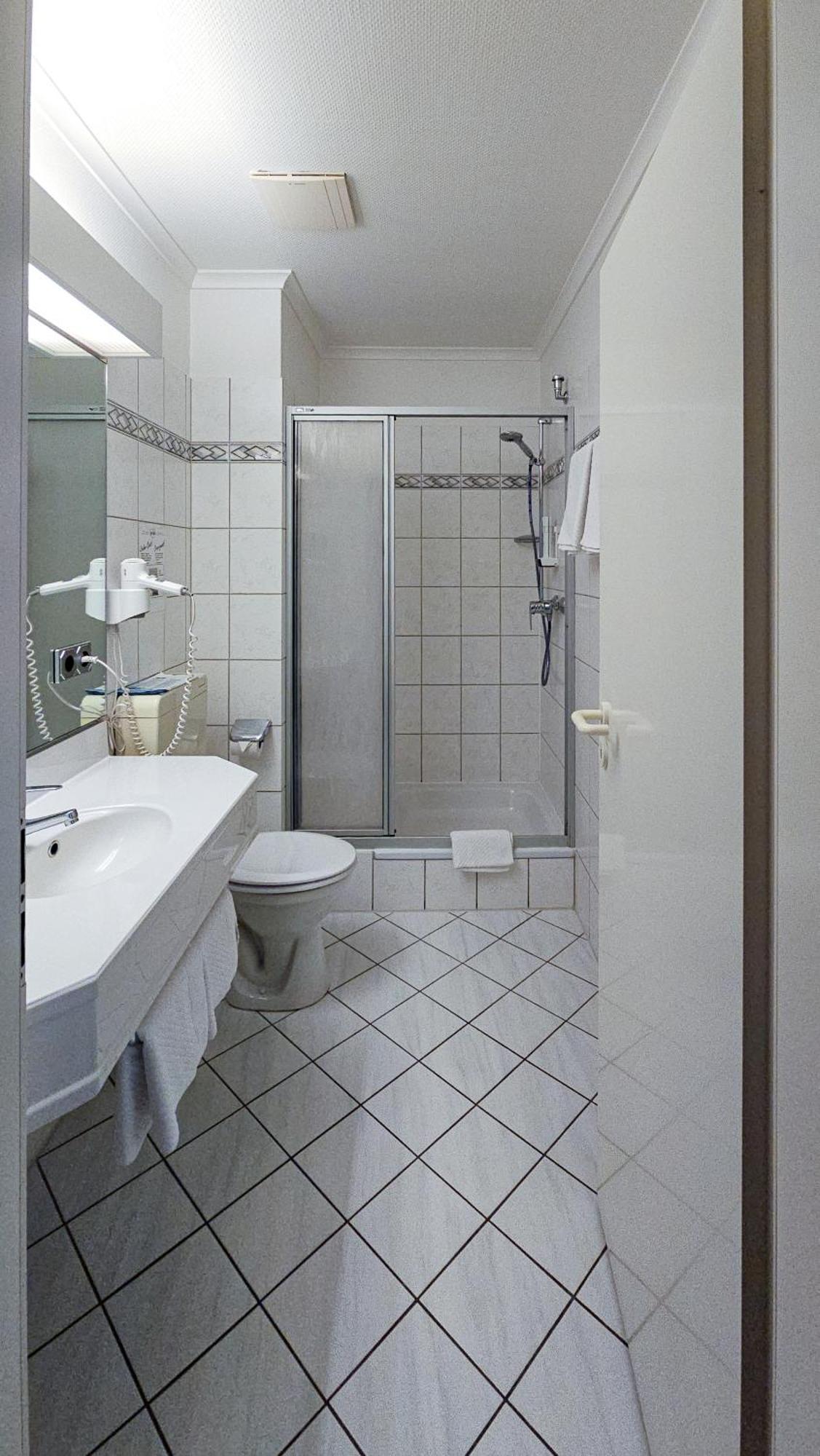 Hotel Zur Post Neubruchhausen Екстериор снимка