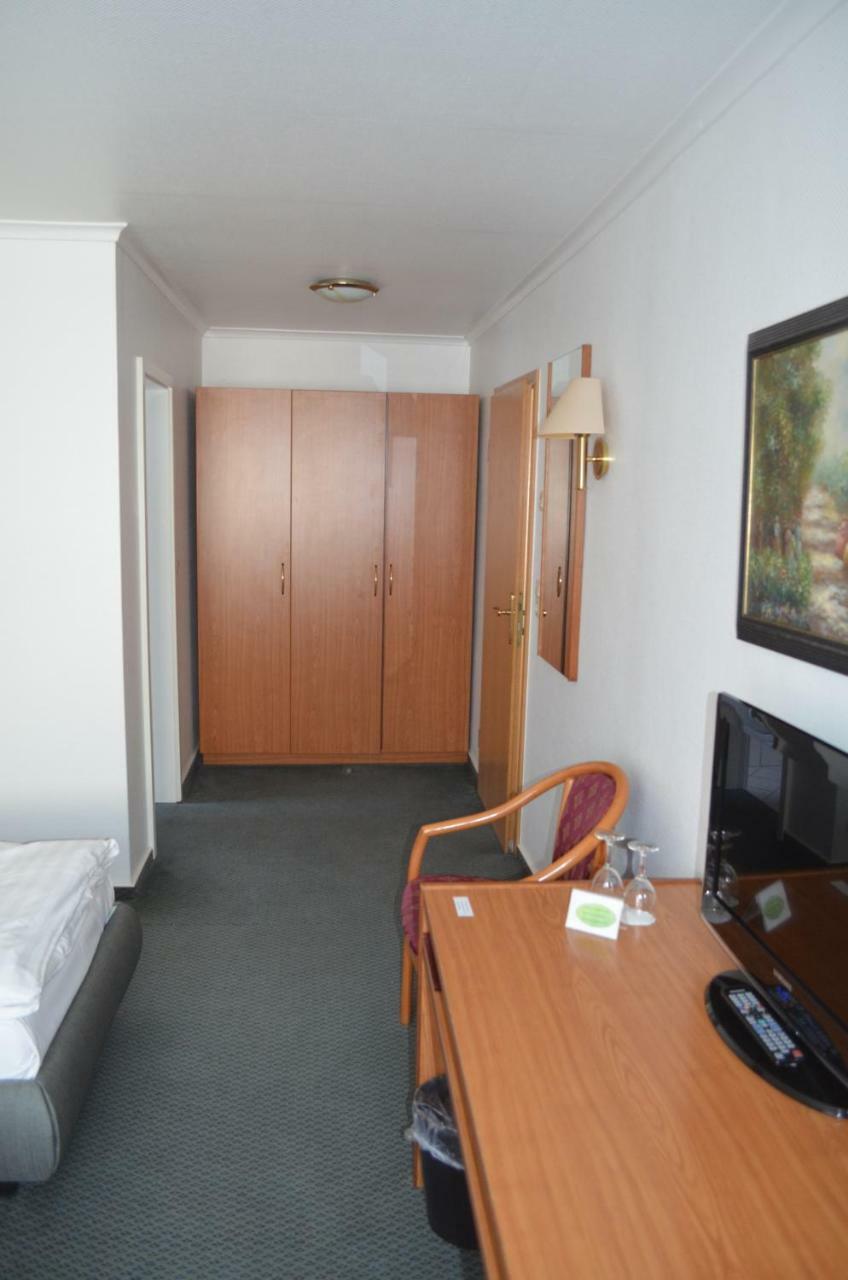 Hotel Zur Post Neubruchhausen Екстериор снимка